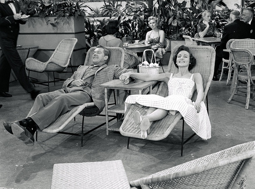 Betty White, Date with the angels